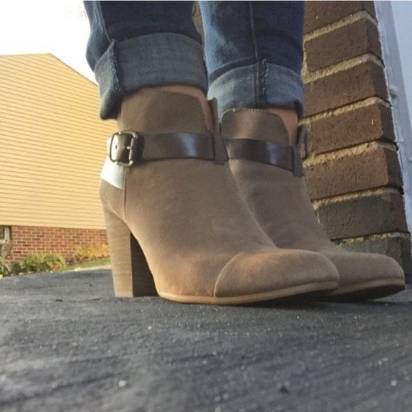 Carlos Santana Shoes - Carlos Santana Booties